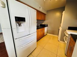 Picture of 8886 SW 3Rd St # 202, Pembroke Pines, FL 33025