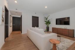 Picture of 398 NE 5Th St # 3017, Miami, FL 33132