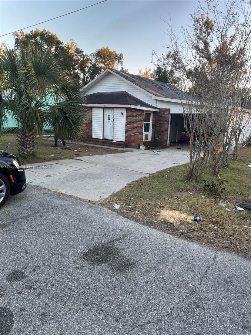 Picture of 1011 Richard Bell Avenue, Other City - In The State Of Florida FL 32347