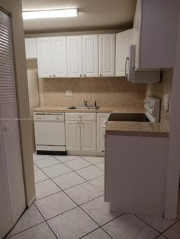 Picture of 504 Gardens Dr # 101, Pompano Beach, FL 33069