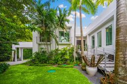 Picture of 1490 NE 101 St, Miami Shores, FL 33138