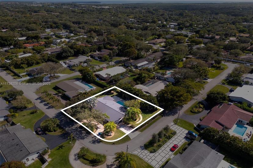 Picture of 7430 SW 142Nd Ter, Palmetto Bay FL 33158