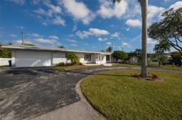 Picture of 911 NW 203Rd St, Miami Gardens, FL 33169