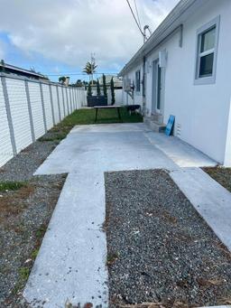 Picture of E33 12Th Ave, Key West, FL 33040