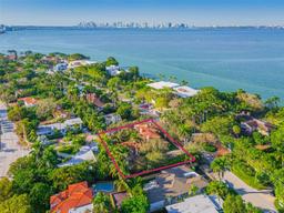 Picture of 5905 N Bay Rd, Miami Beach, FL 33140