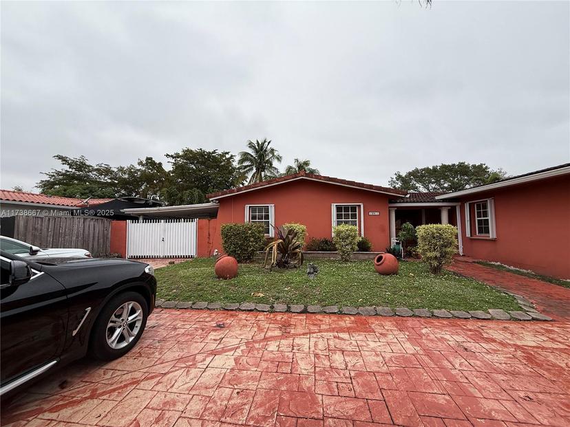 Picture of 13811 SW 71St Ln, Miami FL 33183