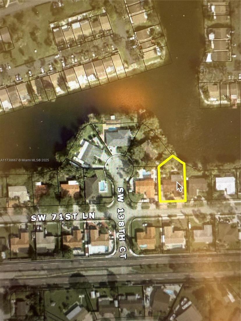 Picture of 13811 SW 71St Ln, Miami FL 33183