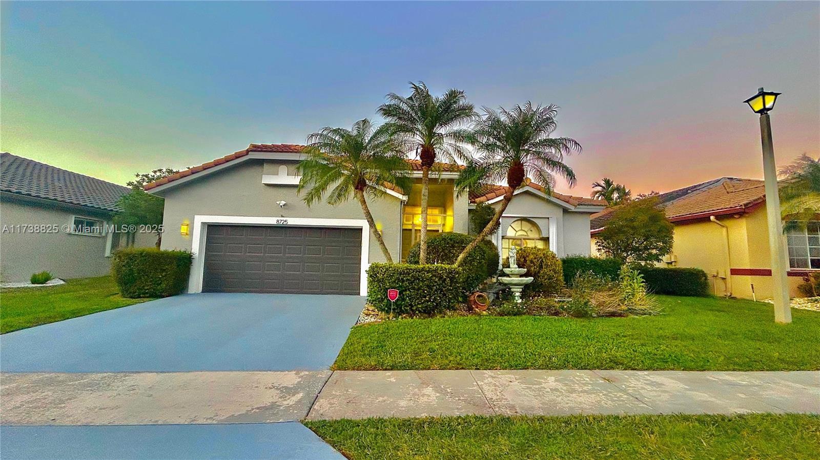 Picture of 8725 NW 75Th Pl, Tamarac, FL 33321