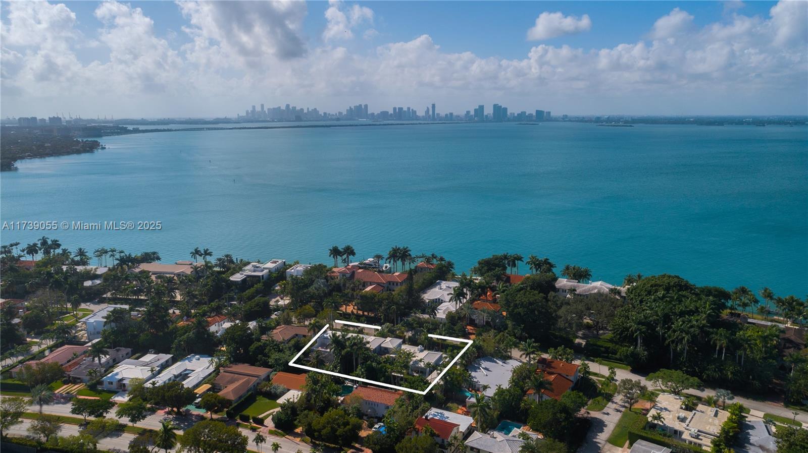 Picture of 5763 N Bay Rd, Miami Beach, FL 33140