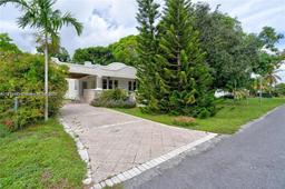 Picture of 130 SW 1St Ave, Hallandale Beach, FL 33009