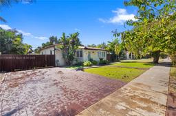 Picture of 5822 SW 41St St, Miami, FL 33155