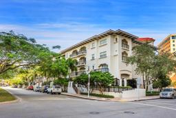 Picture of 50 Alhambra Cir # 403, Coral Gables, FL 33134