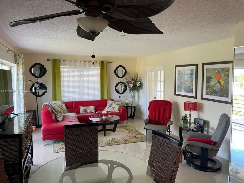 Picture of 3050 E Sunrise Lakes Dr # 324, Sunrise FL 33322