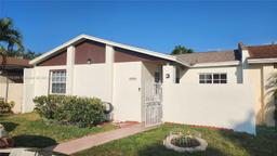 Picture of 19509 NW 55Th Cir Pl S, Miami Gardens, FL 33055