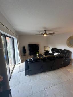 Picture of 4161 Forest Hill Dr # 4161, Cooper City, FL 33026