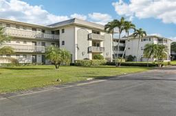 Picture of 1001 Hillcrest Ct # 209, Hollywood, FL 33021