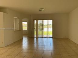 Picture of 4377 E Whitewater Ave, Weston, FL 33332