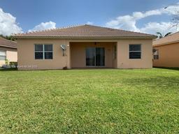 Picture of 4377 E Whitewater Ave, Weston, FL 33332