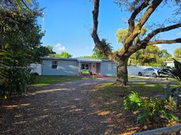 Picture of 116 Clifton Rd, West Park, FL 33023