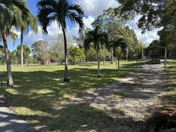 Picture of 18901 SW 53Rd St, Southwest Ranches, FL 33332