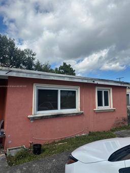 Picture of 2021 Wilmington St, Opa-Locka, FL 33054