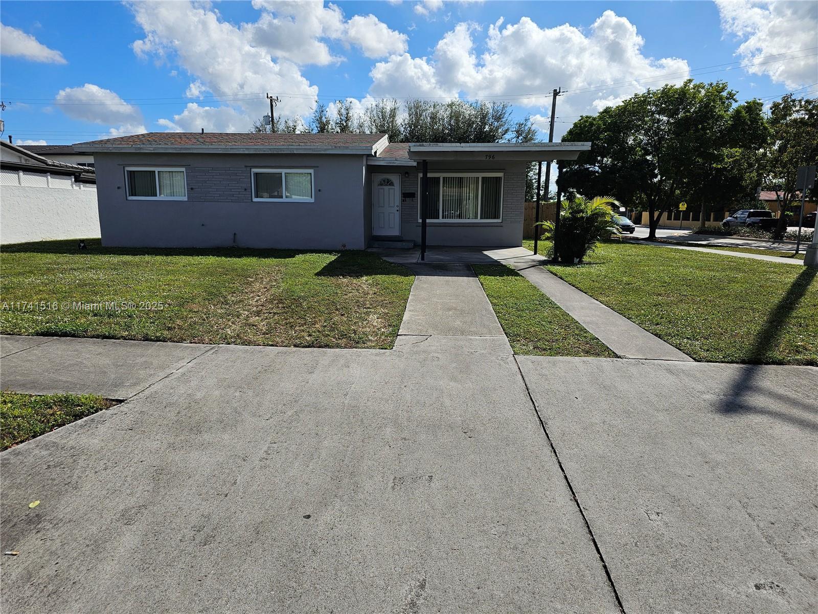 Picture of 796 W 69Th Pl, Hialeah, FL 33014