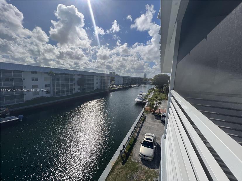 Picture of 3750 NE 170Th St # 400, North Miami Beach FL 33160