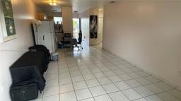 Picture of 700 SE 9Th Ct # 206, Hialeah, FL 33010