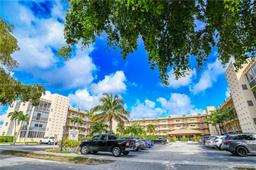 Picture of 2145 Pierce St # 102, Hollywood, FL 33020