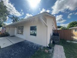 Picture of 22687 SW 65Th Cir, Boca Raton, FL 33428