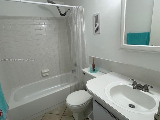 Picture of 8429 Forest Hills Dr # 206, Coral Springs FL 33065