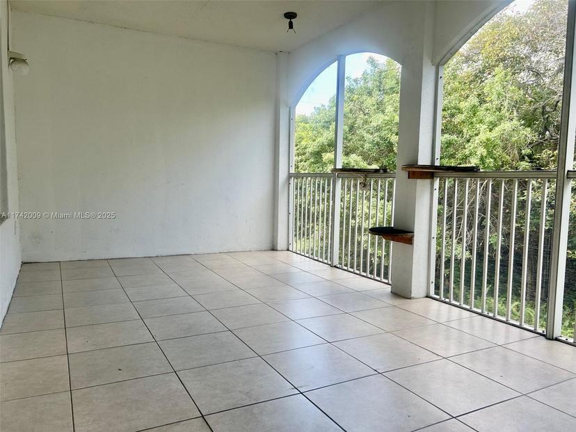 Picture of 815 W Boynton Beach Blvd # 207, Boynton Beach FL 33426