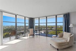 Picture of 800 Parkview Dr # 909, Hallandale Beach, FL 33009