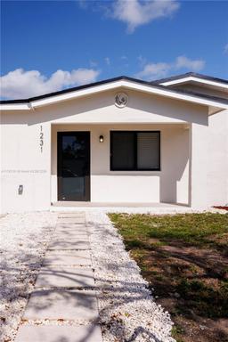 Picture of 1231 NW 114Th St, Miami, FL 33167