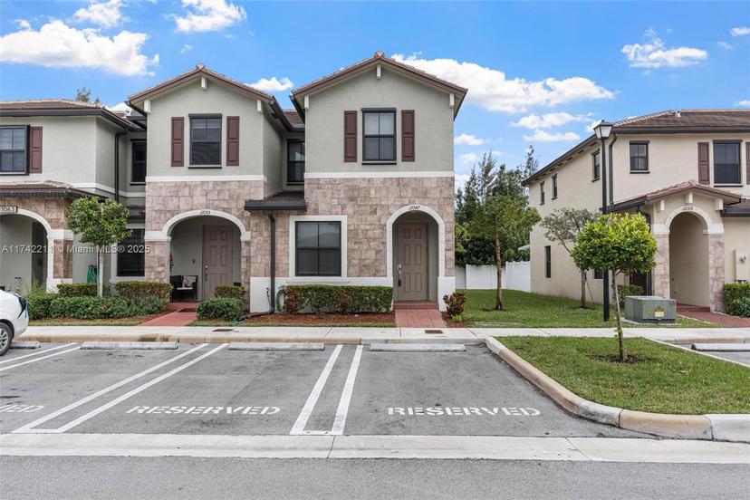 Picture of 11047 W 32Nd Ln, Hialeah FL 33018