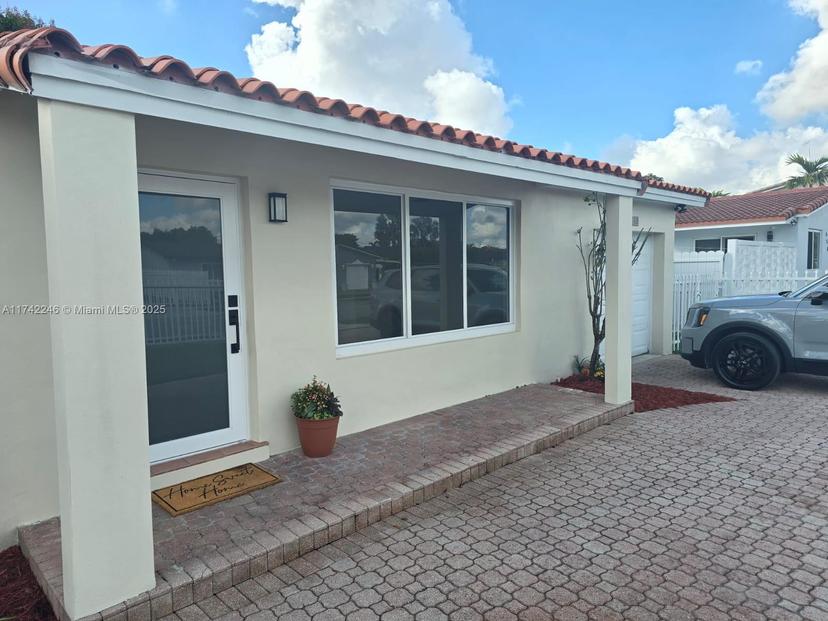 Picture of 540 W 77Th St, Hialeah FL 33014