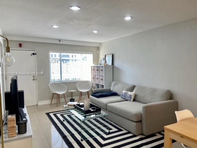 Picture of 677 NE 24Th St # 203, Miami FL 33137