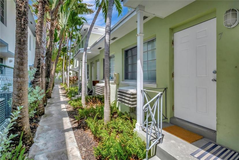 Picture of 1561 Lenox Ave # 7, Miami Beach FL 33139