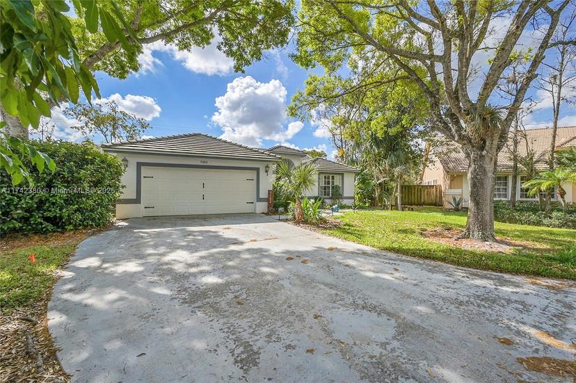 Picture of 7102 NW 45Th Ave, Coconut Creek FL 33073