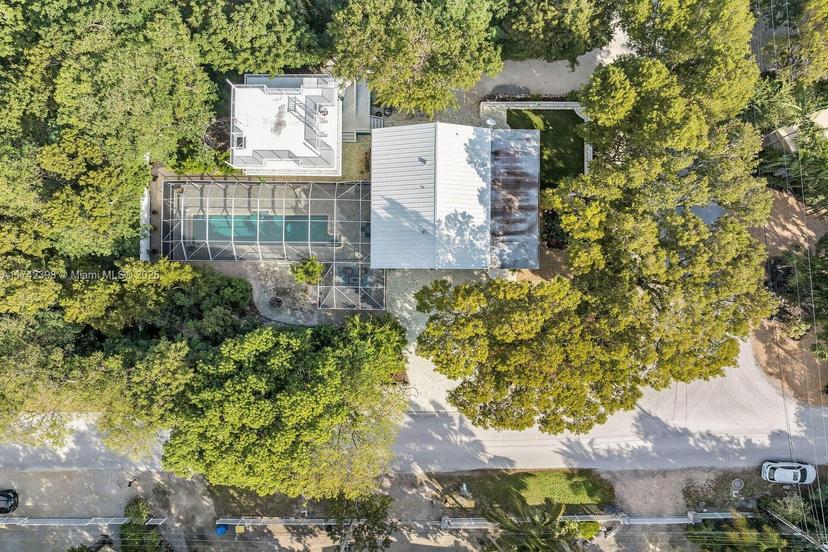 Picture of 155 Fontaine Drive, Plantation Key FL 33070