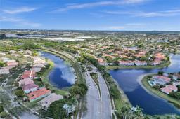 Picture of 3892 Falcon Ridge Cir, Weston, FL 33331