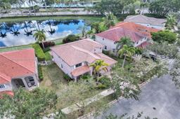 Picture of 3892 Falcon Ridge Cir, Weston, FL 33331