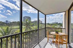 Picture of 20335 W Country Club Dr # 308, Aventura, FL 33180