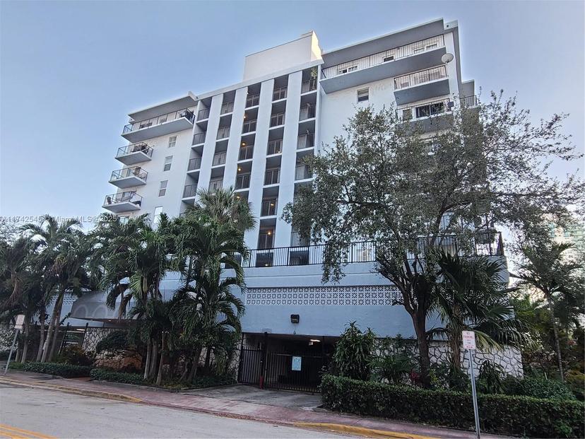 Picture of 899 West Ave, Miami Beach FL 33139