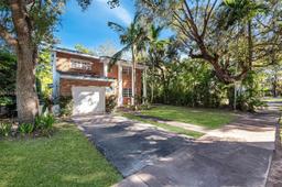 Picture of 6921 Portillo St, Coral Gables, FL 33146