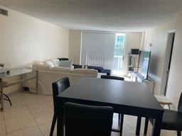 Picture of 6039 W Collins Ave # 533, Miami Beach, FL 33140