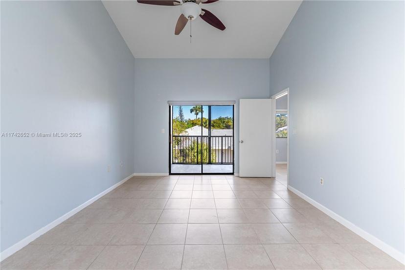 Picture of 2445 SW 18Th Ter # 706, Fort Lauderdale FL 33315