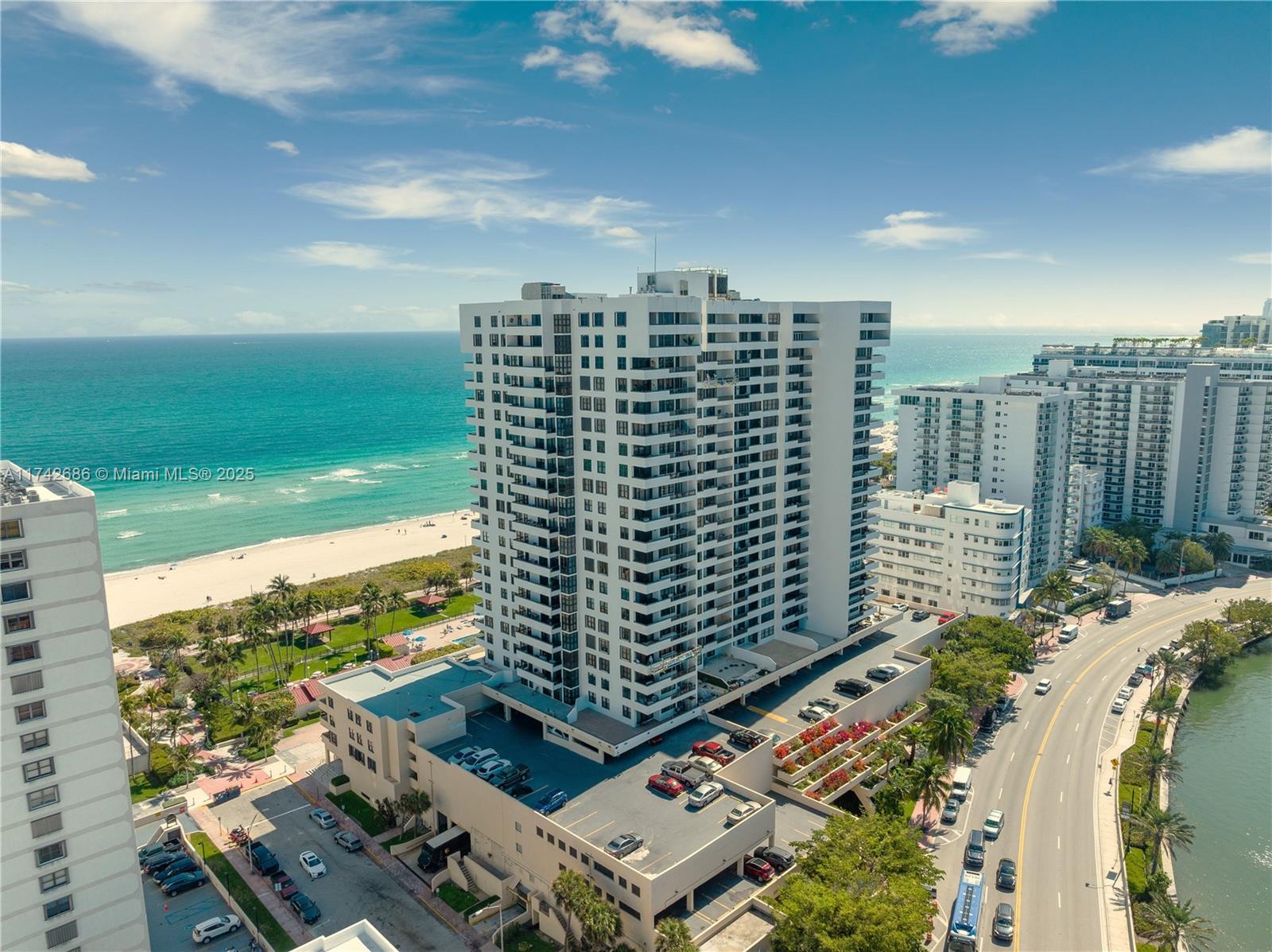 Picture of 2555 Collins Ave # 702, Miami Beach, FL 33140