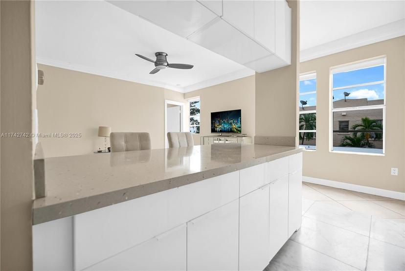 Picture of 1559 Michigan Ave # 303, Miami Beach FL 33139