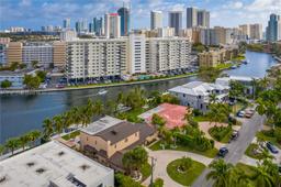 Picture of 418 Tamarind Dr, Hallandale Beach, FL 33009